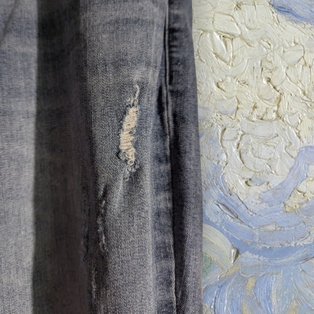 EUC KanCan Distressed Jeans Size 15/31 - Picture 6 of 11